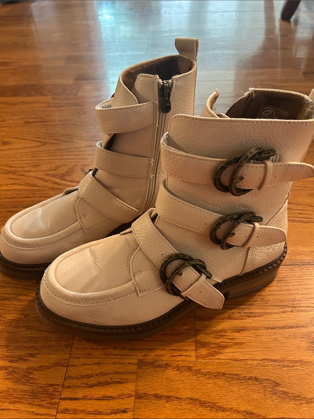 Women's Cream Buckle Strap Ankle Boots